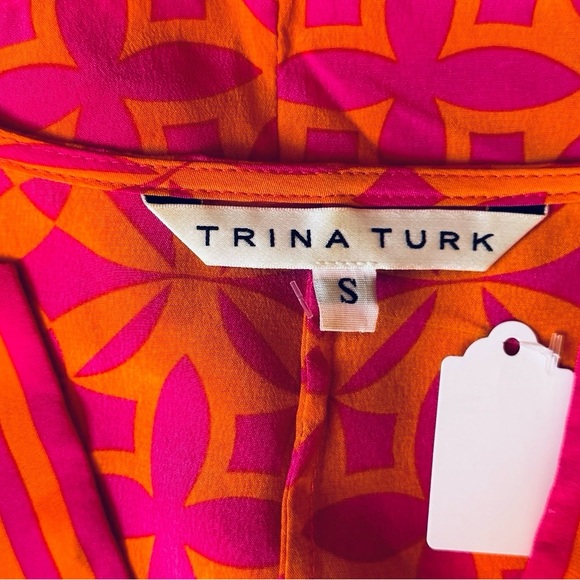 Trina Turk 100% Silk Blouse - Picture 5 of 9